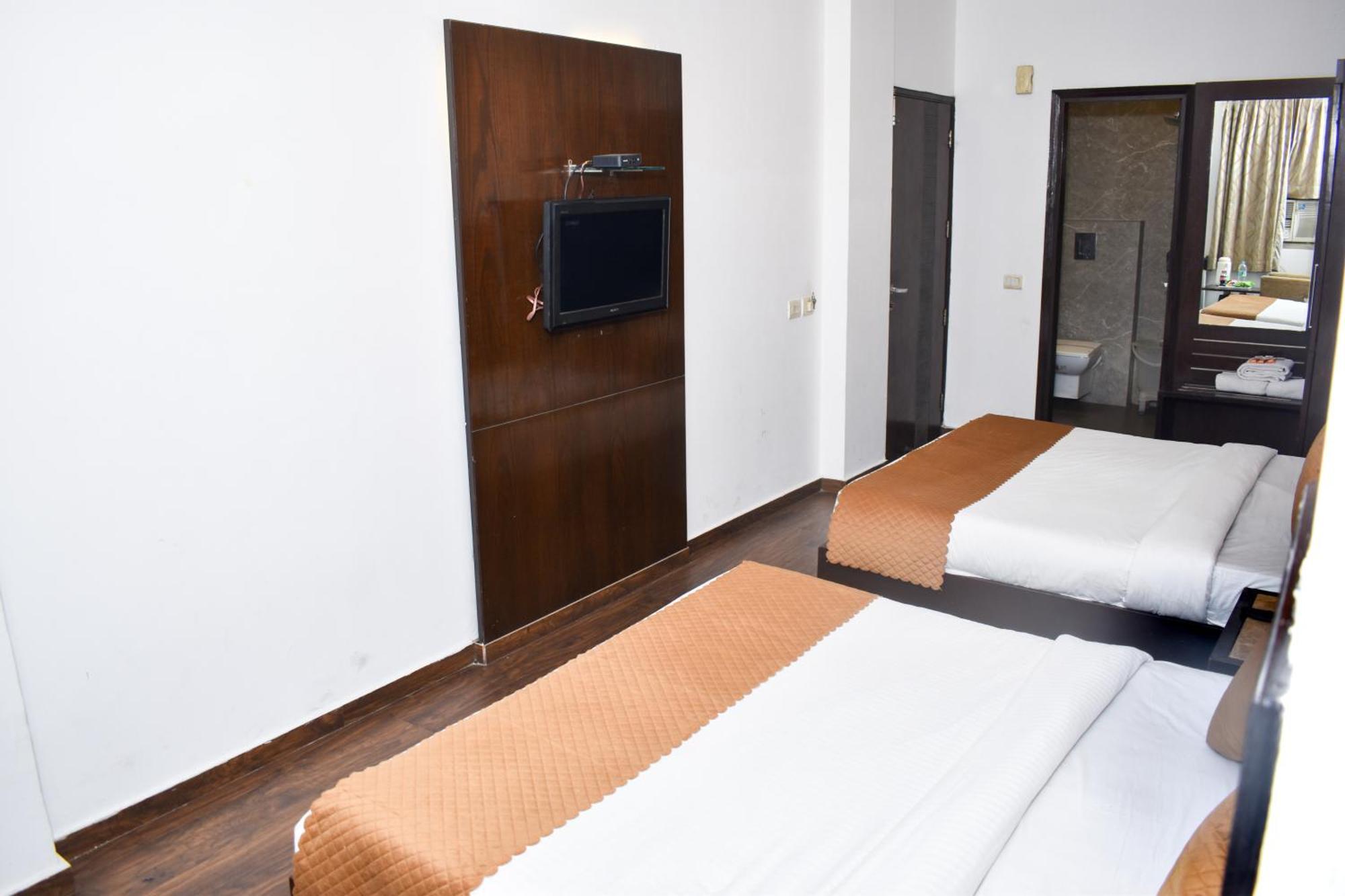 Hotel Chanchal Continental - 02 Mins From New Delhi Railway Station Exteriér fotografie